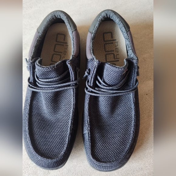 Men's Hey Dude Shoes - Picture 6 of 7